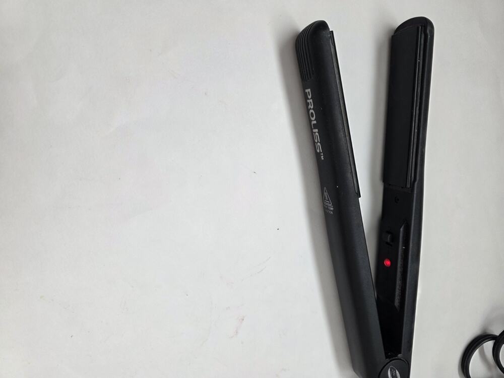 Proliss JET Flat Iron Hair Straightener Tourmaline Ceramic 1" 65W Styling Dual V